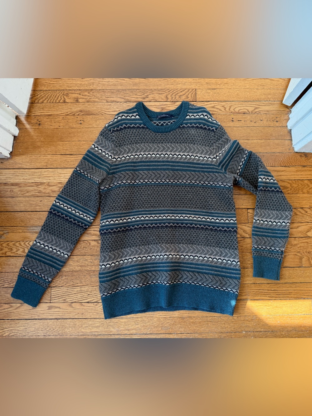 GAP Teal and Gray Striped Pattern Crewneck Sweater - Size XL Tall